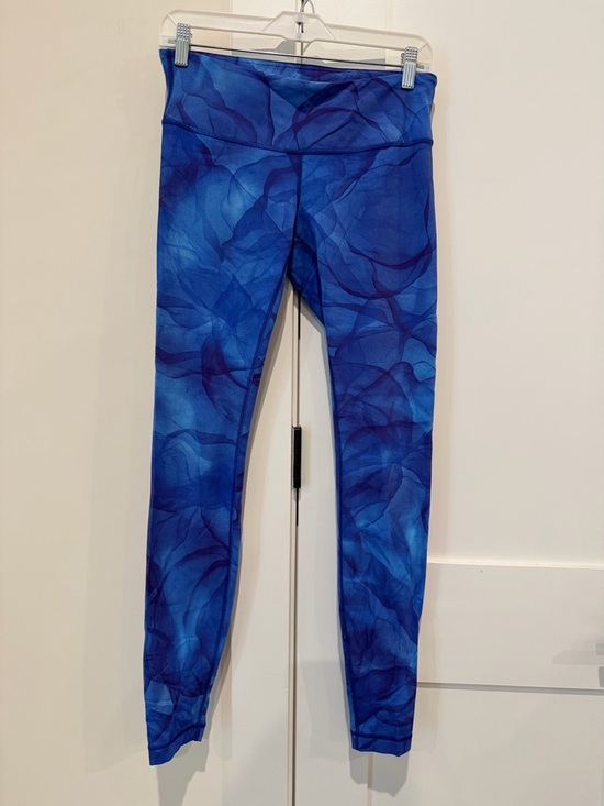 lululemon athletica Pants - Lululemon Leggings in Midnight Tulle Multi Size 6 EUC Athleisure Yoga Athletic